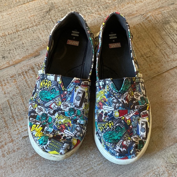 🖤💛Marvel comic book Toms 💛🖤Size 2 - Picture 2 of 8